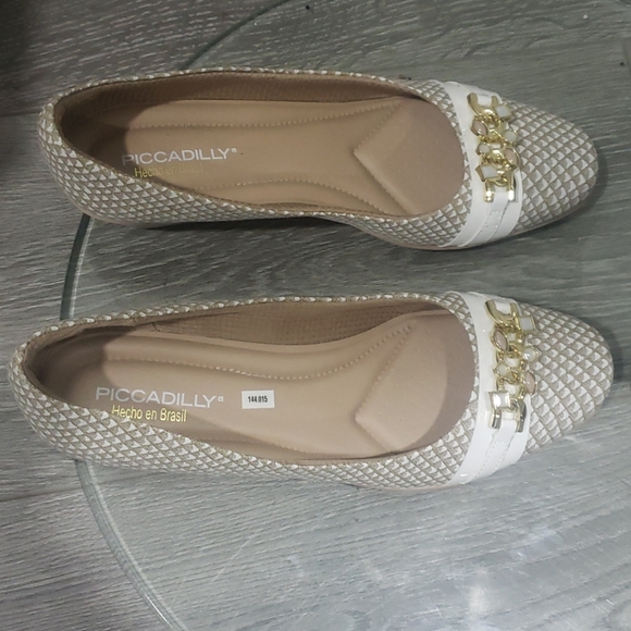 Piccadilly Low Wedge Heel Shoes - Picture 2 of 8